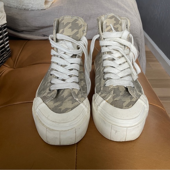 Good News Palm Dogstooth Sneakers - Picture 2 of 8